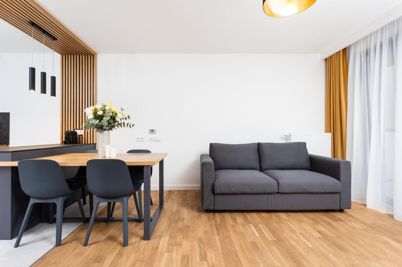 Inpoint Apartments G15 Near Old Town & Kazimierz District & Parking Option Краків Екстер'єр фото