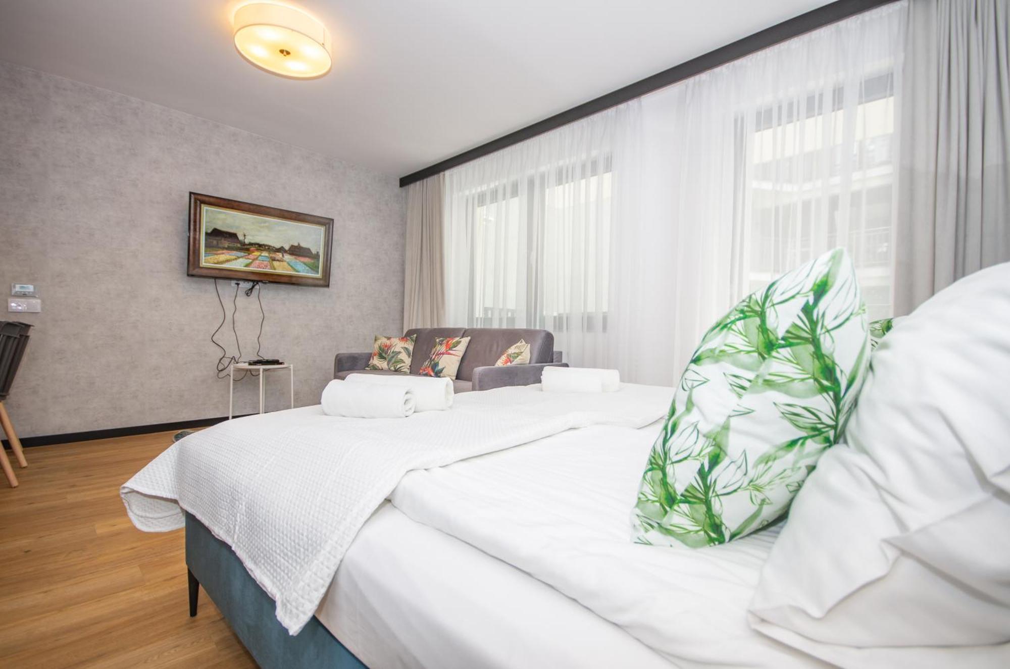 Inpoint Apartments G15 Near Old Town & Kazimierz District & Parking Option Краків Номер фото