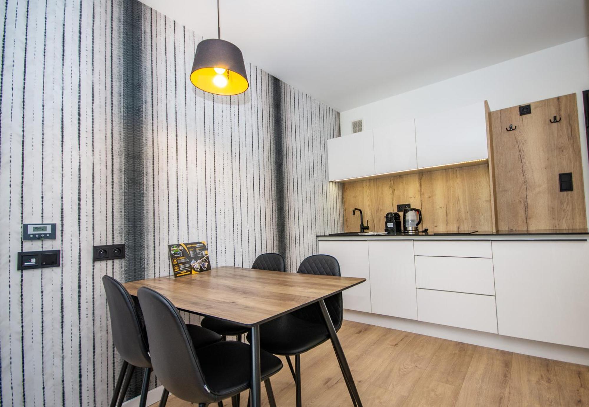 Inpoint Apartments G15 Near Old Town & Kazimierz District & Parking Option Краків Номер фото