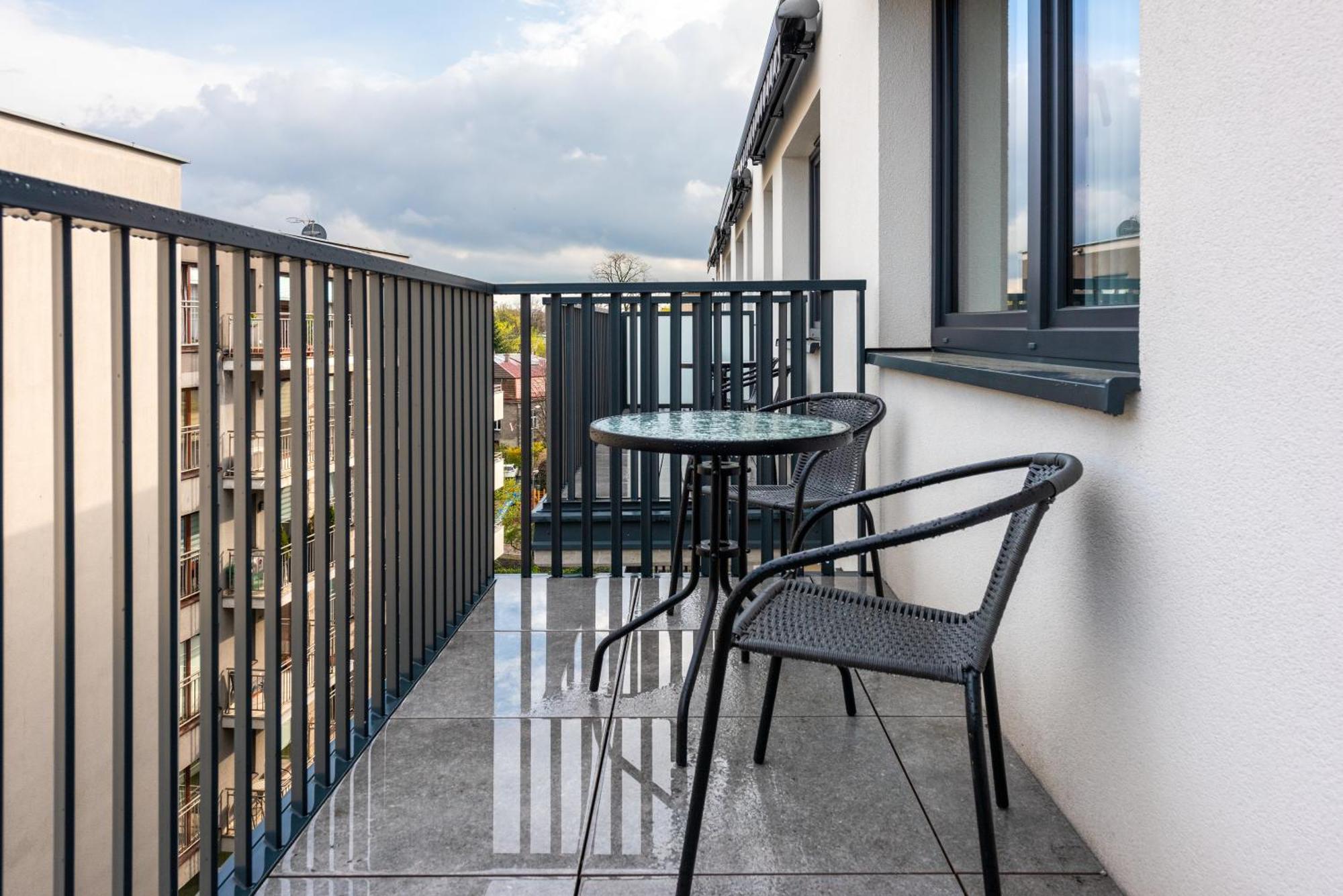 Inpoint Apartments G15 Near Old Town & Kazimierz District & Parking Option Краків Номер фото